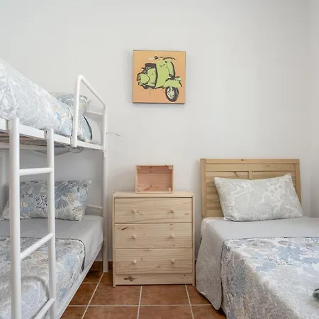 Michalete Fernando - Solo Familias * Conil de la Frontera