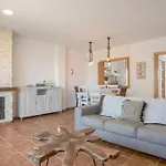 Michalete Fernando - Solo Familias Tatil Evi *