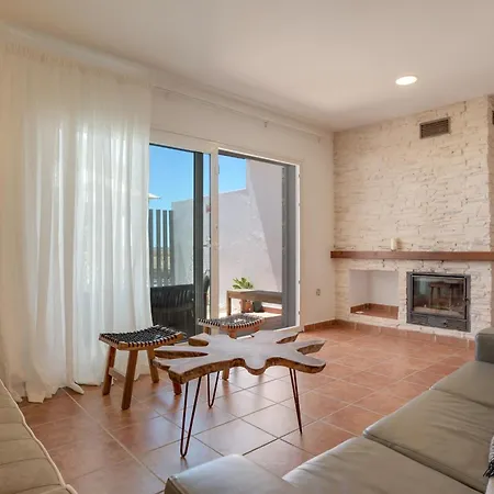 Michalete Fernando - Solo Familias Nyaraló Conil de la Frontera